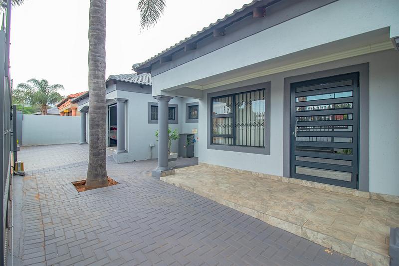 4 Bedroom Property for Sale in Chantelle Gauteng