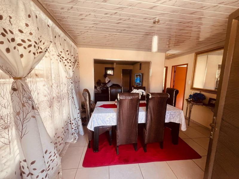 3 Bedroom Property for Sale in Karenpark Gauteng