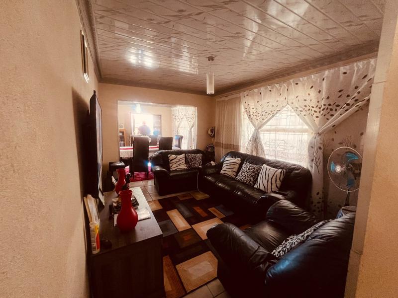 3 Bedroom Property for Sale in Karenpark Gauteng