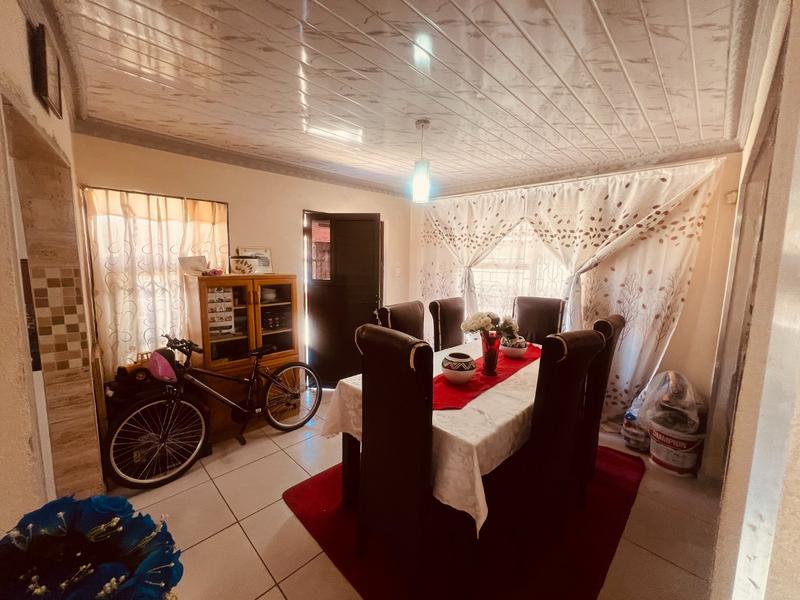 3 Bedroom Property for Sale in Karenpark Gauteng