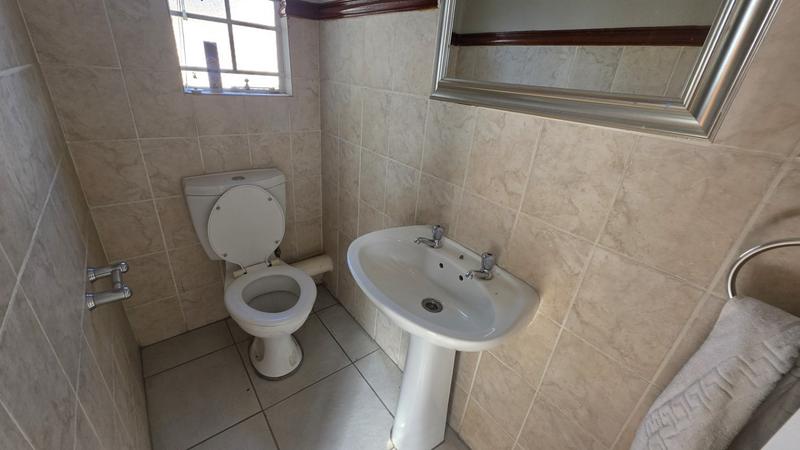 2 Bedroom Property for Sale in Annlin Gauteng