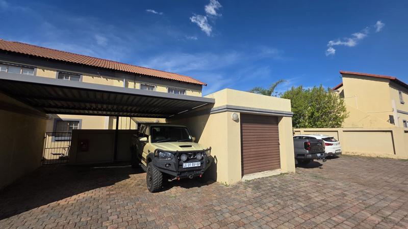 2 Bedroom Property for Sale in Annlin Gauteng