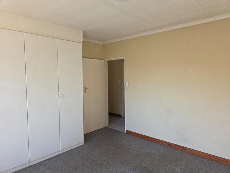 2 Bedroom Property for Sale in Annlin Gauteng
