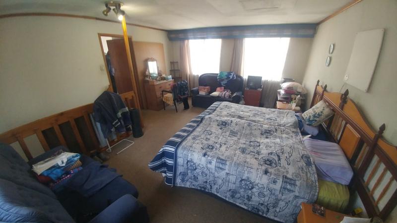 5 Bedroom Property for Sale in Capital Park Gauteng