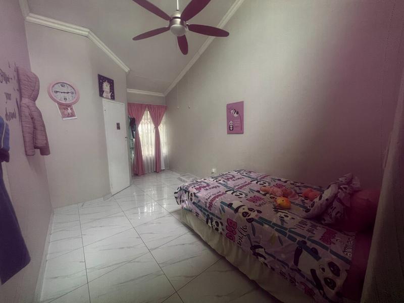 5 Bedroom Property for Sale in Dorandia Gauteng