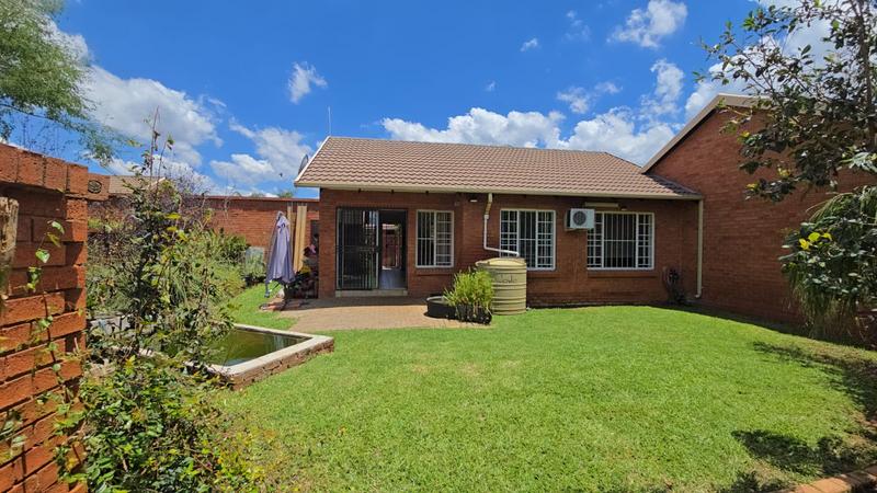 2 Bedroom Property for Sale in Montana Gauteng