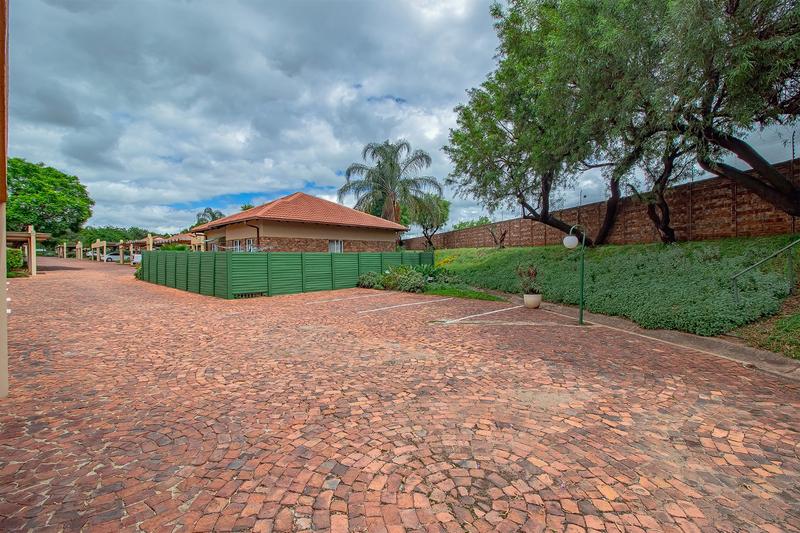 2 Bedroom Property for Sale in Montana Park Gauteng