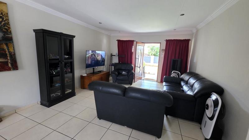 3 Bedroom Property for Sale in Montana Tuine Gauteng