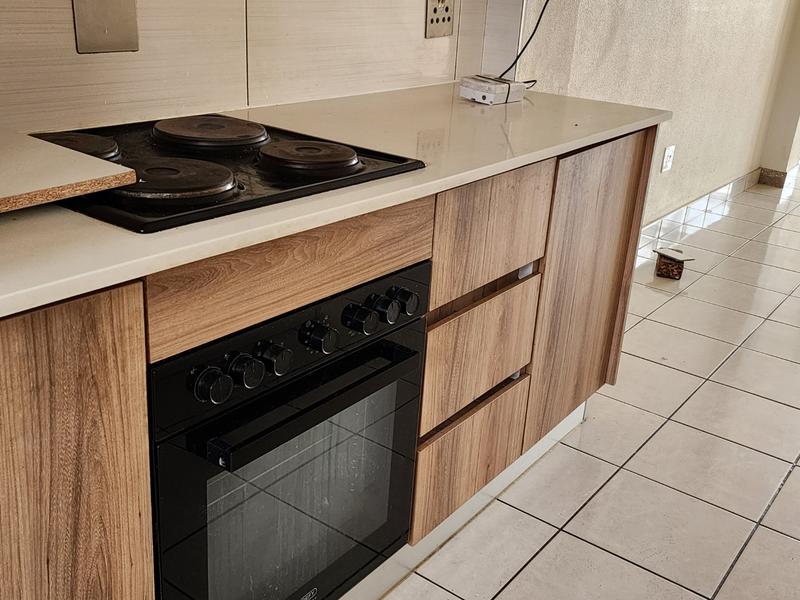 2 Bedroom Property for Sale in Pretoria North Gauteng