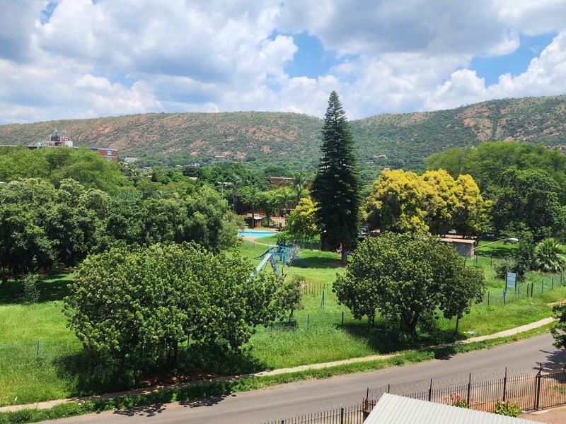 2 Bedroom Property for Sale in Pretoria North Gauteng