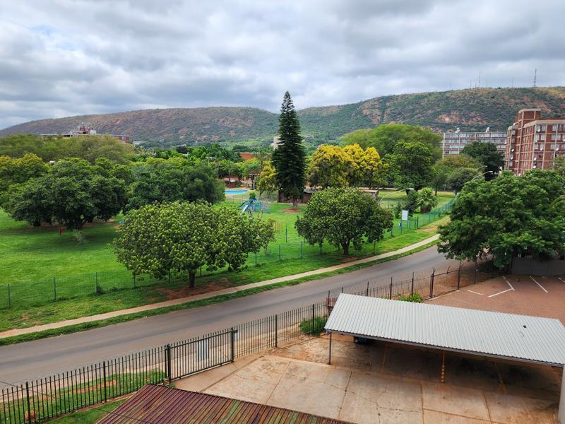 2 Bedroom Property for Sale in Pretoria North Gauteng