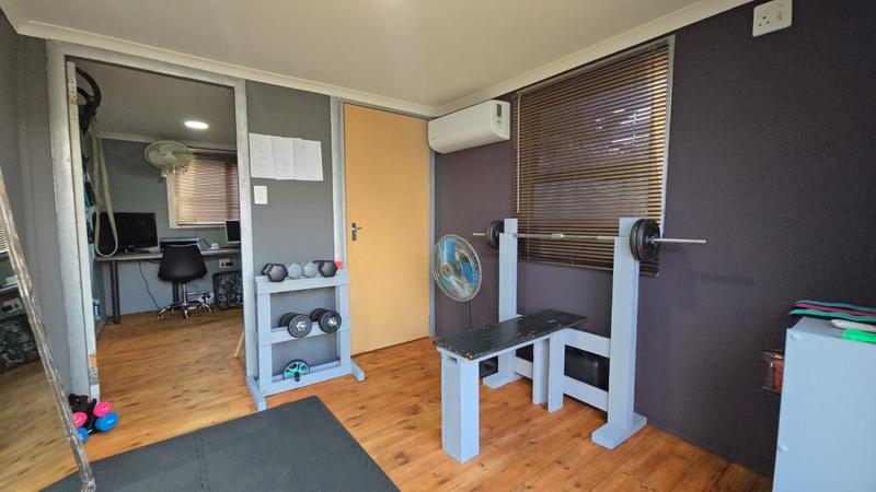 5 Bedroom Property for Sale in Pretoria North Gauteng