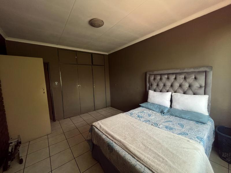 1 Bedroom Property for Sale in Pretoria West Gauteng