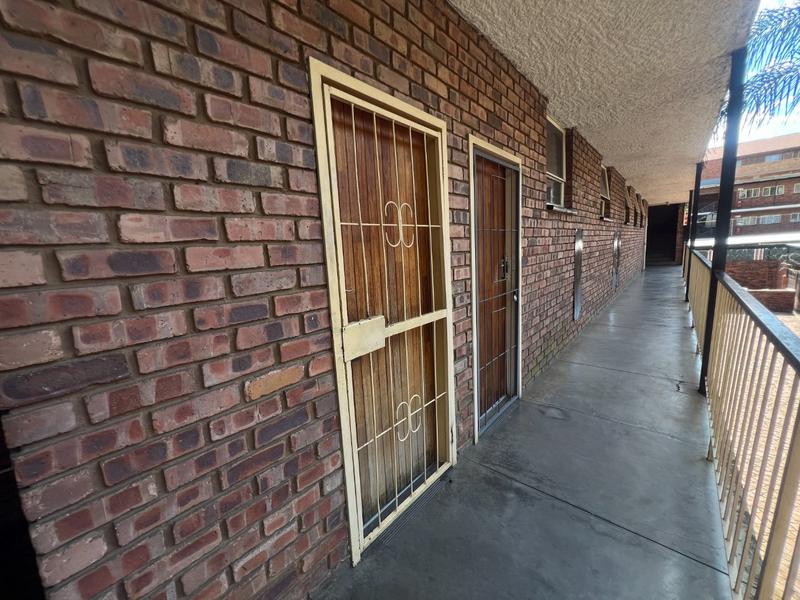 1 Bedroom Property for Sale in Pretoria West Gauteng