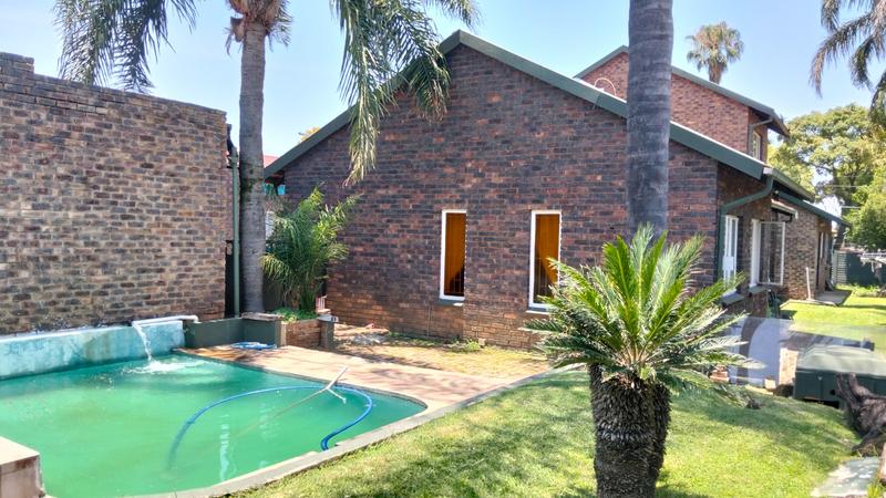 5 Bedroom Property for Sale in Suiderberg Gauteng