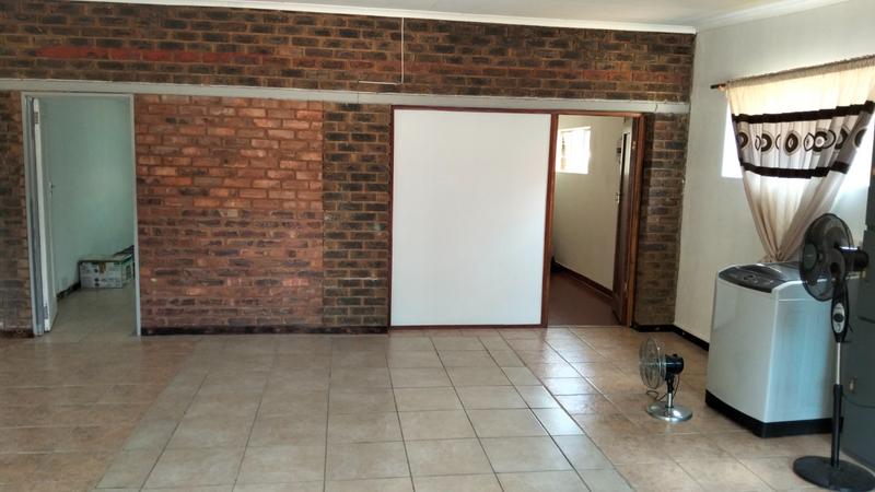5 Bedroom Property for Sale in Suiderberg Gauteng