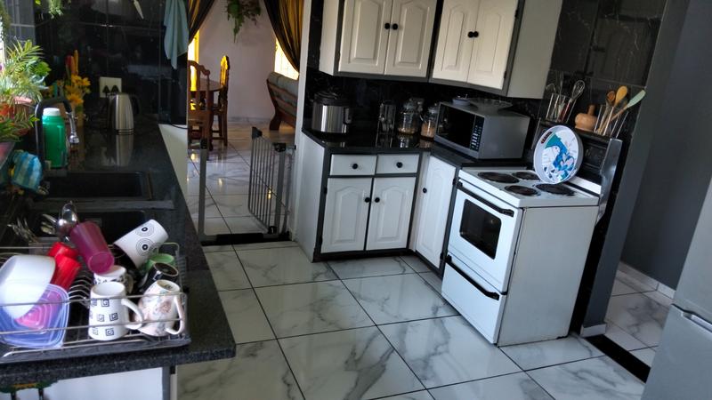 5 Bedroom Property for Sale in Suiderberg Gauteng