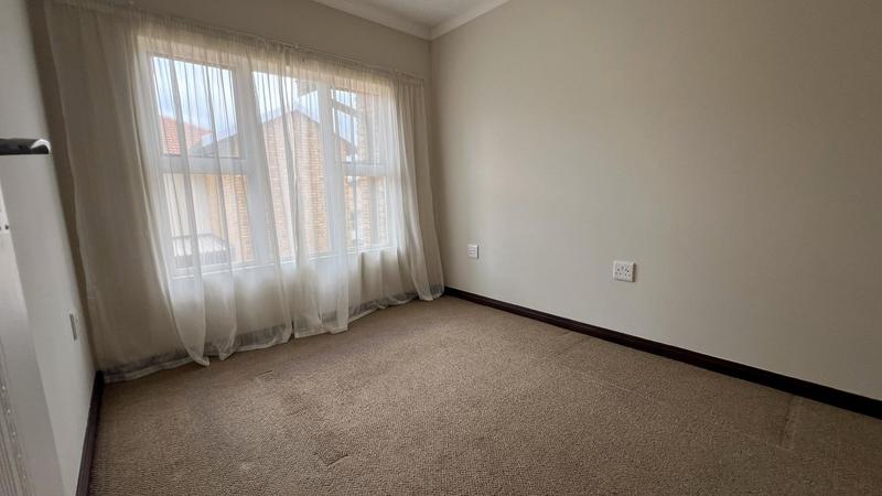 To Let 1 Bedroom Property for Rent in Brentwood Park Gauteng