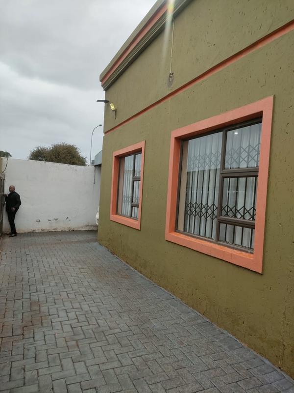 6 Bedroom Property for Sale in Ennerdale Gauteng