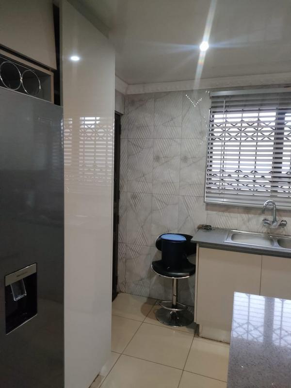 6 Bedroom Property for Sale in Ennerdale Gauteng