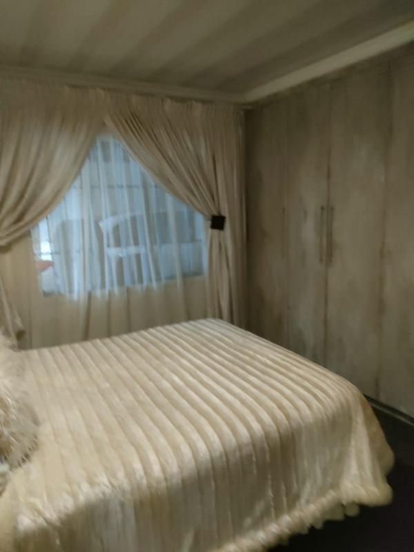 6 Bedroom Property for Sale in Ennerdale Gauteng