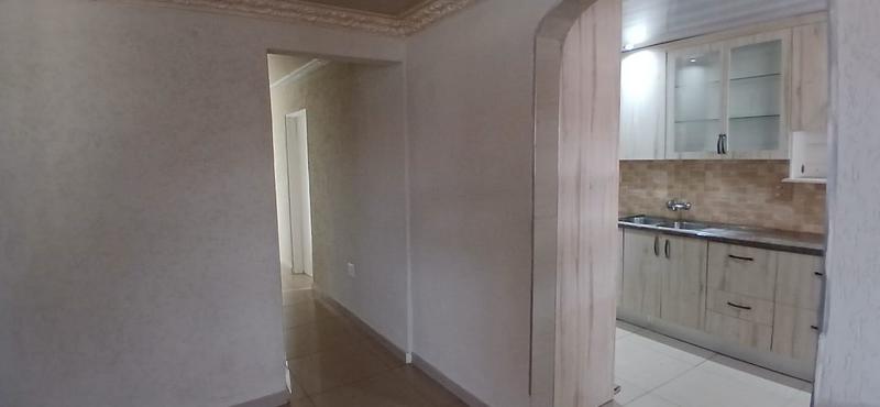 To Let 4 Bedroom Property for Rent in Protea Glen Gauteng