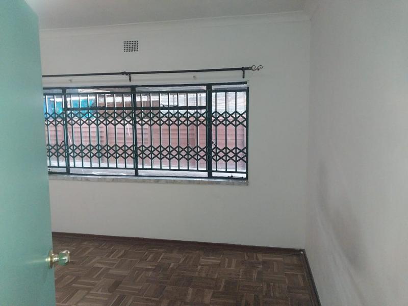 To Let 4 Bedroom Property for Rent in Booysens Gauteng