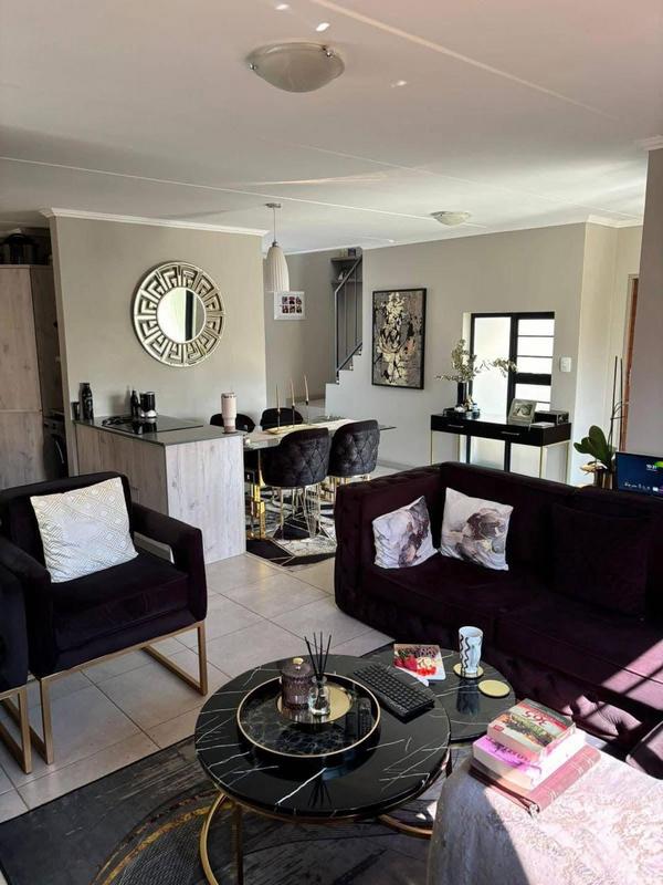 To Let 3 Bedroom Property for Rent in Amberfield Gauteng