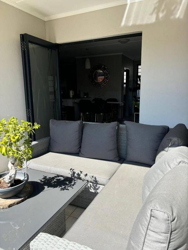 To Let 3 Bedroom Property for Rent in Amberfield Gauteng