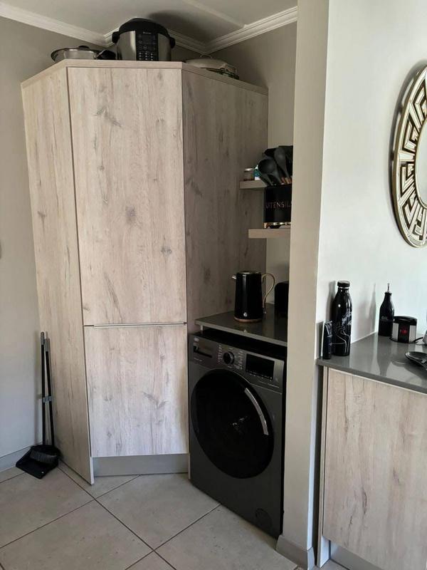 To Let 3 Bedroom Property for Rent in Amberfield Gauteng