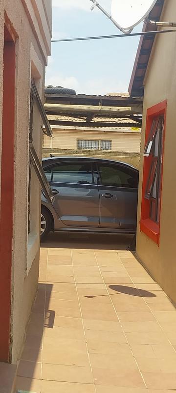 2 Bedroom Property for Sale in Dawn Park Gauteng