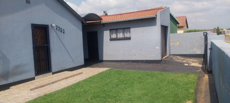 2 Bedroom Property for Sale in Vosloorus Gauteng