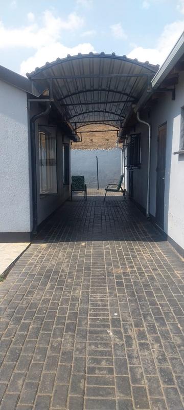 2 Bedroom Property for Sale in Vosloorus Gauteng