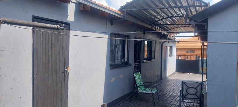 2 Bedroom Property for Sale in Vosloorus Gauteng