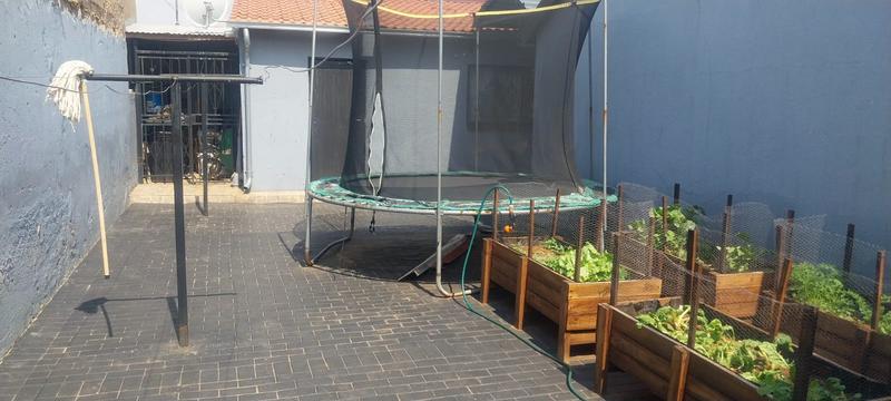 2 Bedroom Property for Sale in Vosloorus Gauteng