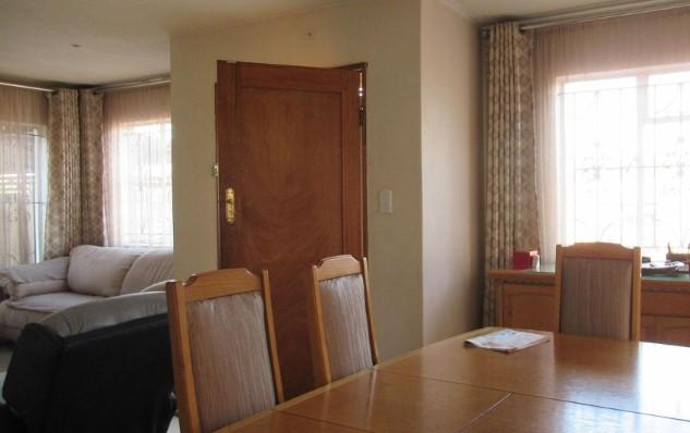 4 Bedroom Property for Sale in Lenasia South Gauteng