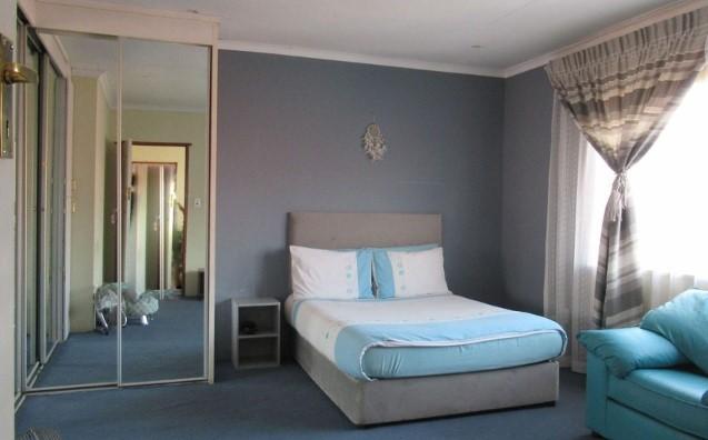 4 Bedroom Property for Sale in Lenasia South Gauteng