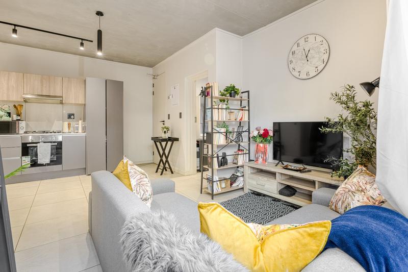 2 Bedroom Property for Sale in Waverley Gauteng