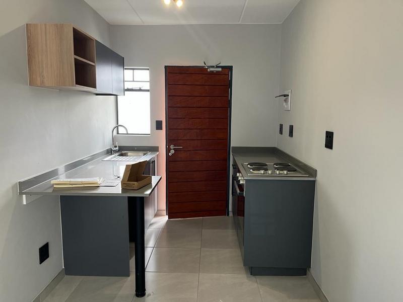 2 Bedroom Property for Sale in Fleurhof Gauteng