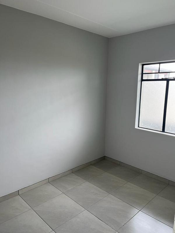 2 Bedroom Property for Sale in Fleurhof Gauteng