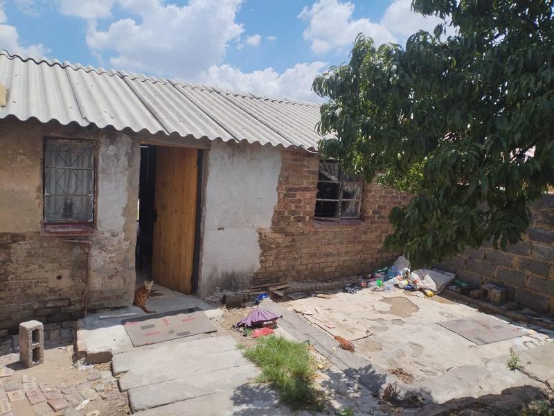 2 Bedroom Property for Sale in Meadowlands Gauteng