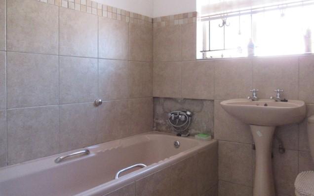 3 Bedroom Property for Sale in Ennerdale Gauteng