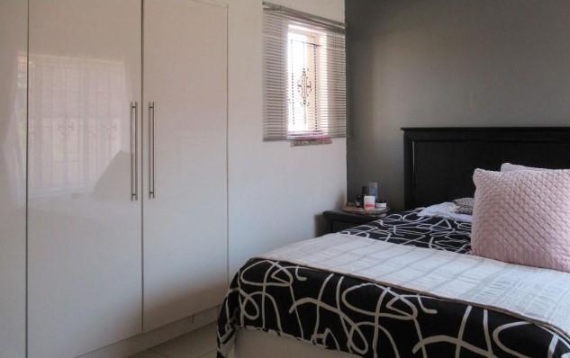 3 Bedroom Property for Sale in Ennerdale Gauteng