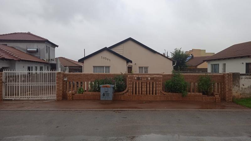 3 Bedroom Property for Sale in Dobsonville Ext 3 Gauteng