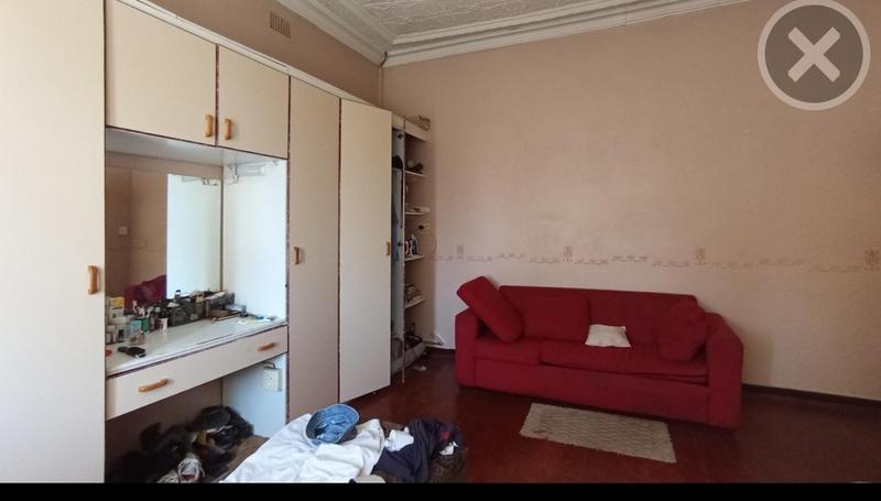 6 Bedroom Property for Sale in Rosettenville Gauteng