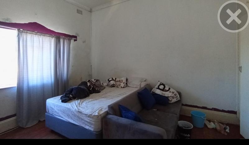 6 Bedroom Property for Sale in Rosettenville Gauteng