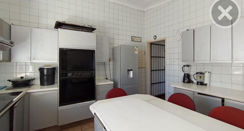 6 Bedroom Property for Sale in Rosettenville Gauteng