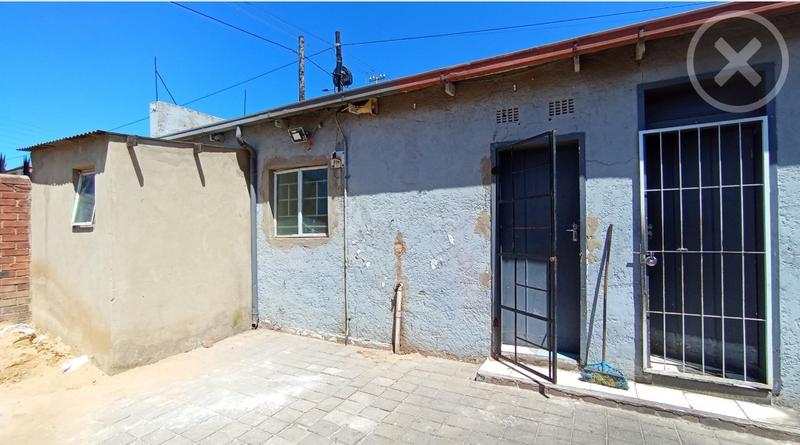 6 Bedroom Property for Sale in Rosettenville Gauteng