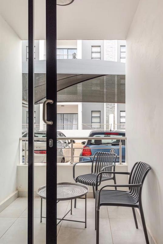 To Let 1 Bedroom Property for Rent in Halfway Gardens Gauteng