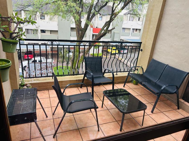 To Let 2 Bedroom Property for Rent in Lonehill Gauteng